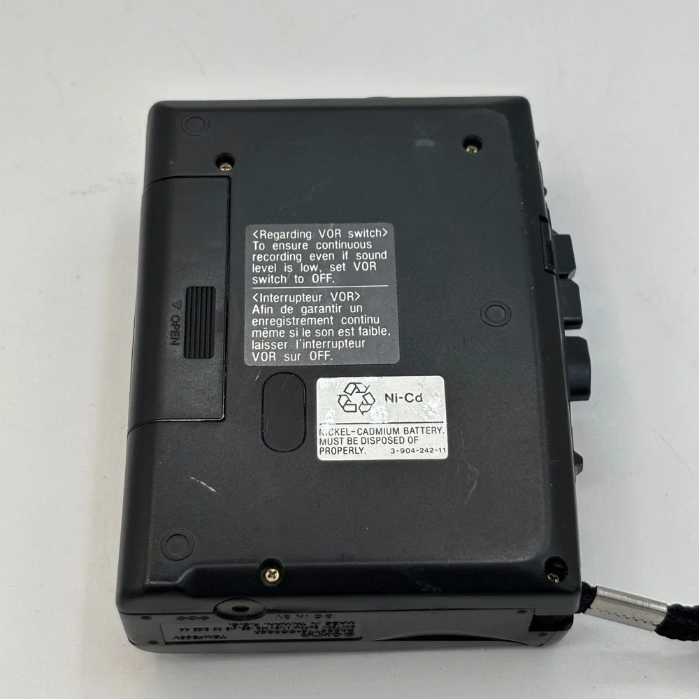 Sony M-529V Microcassette-Corder & TCM-S66V Cassette-Corder VOR Bundle FOR PARTS